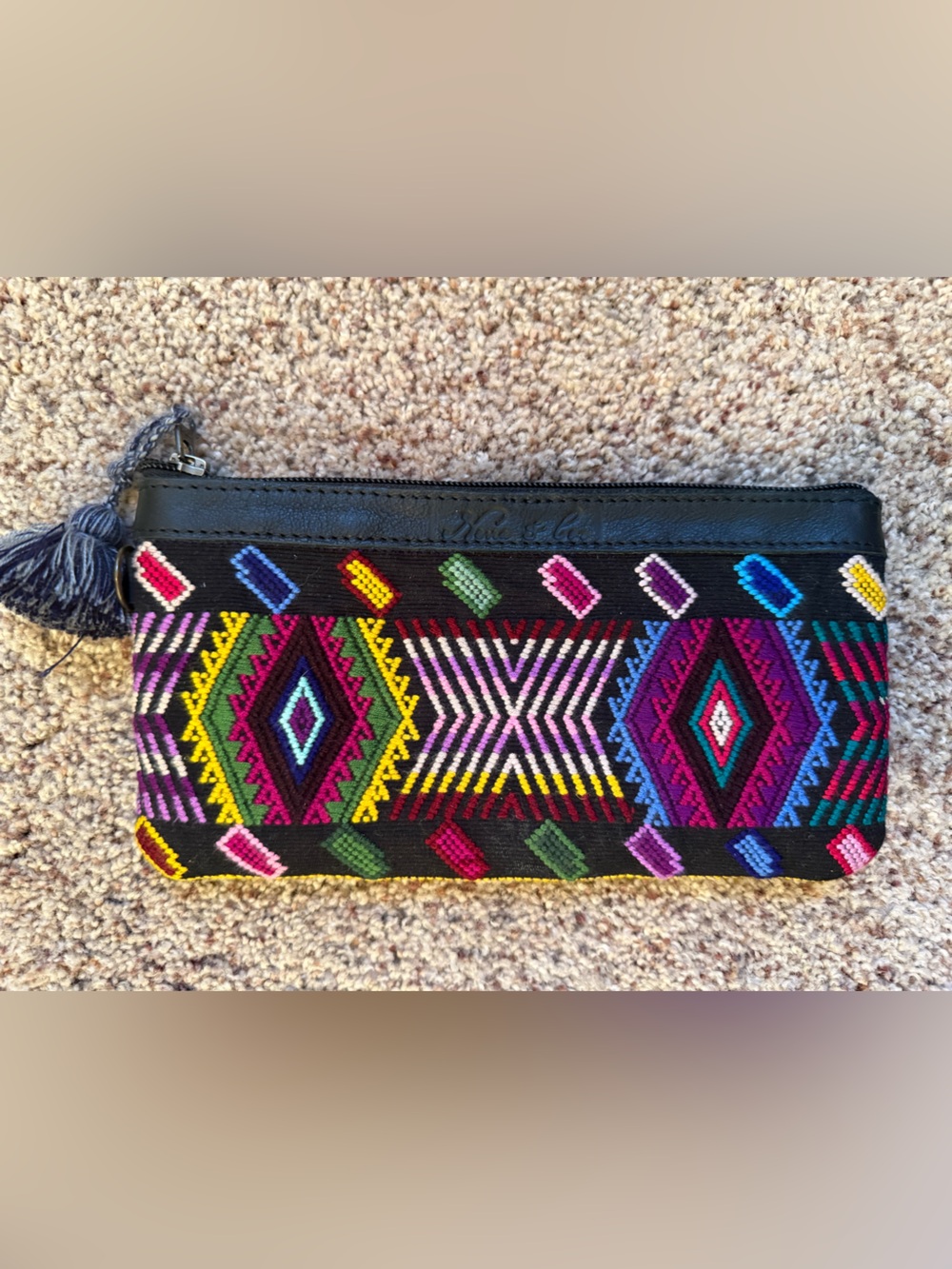 Nena and Co everything clutch